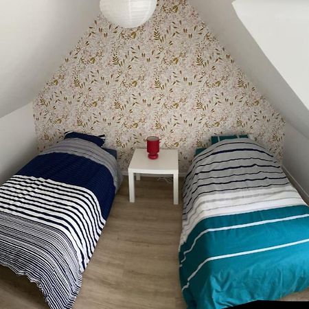 maison totalement rénovée 3 chambres au coeur du village Lézardrieux Exterior foto