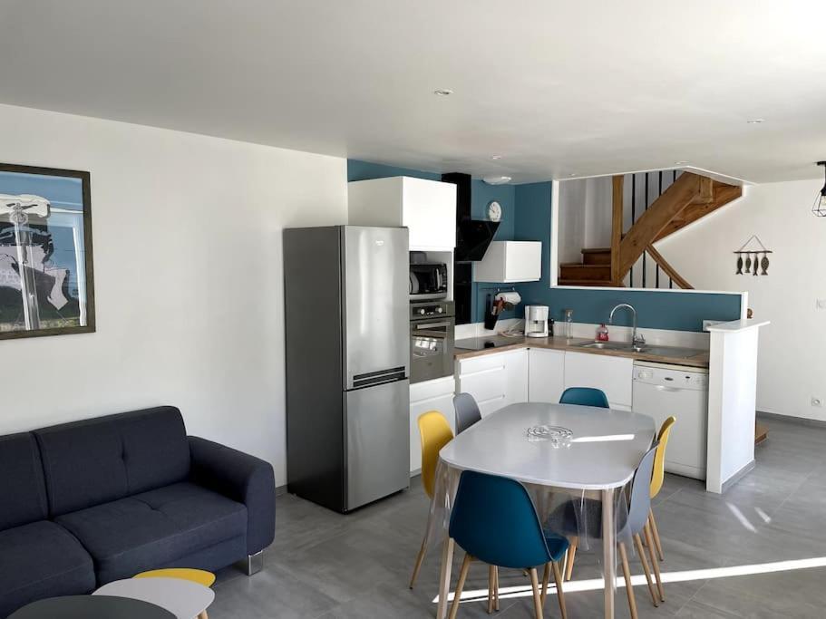 maison totalement rénovée 3 chambres au coeur du village Lézardrieux Exterior foto