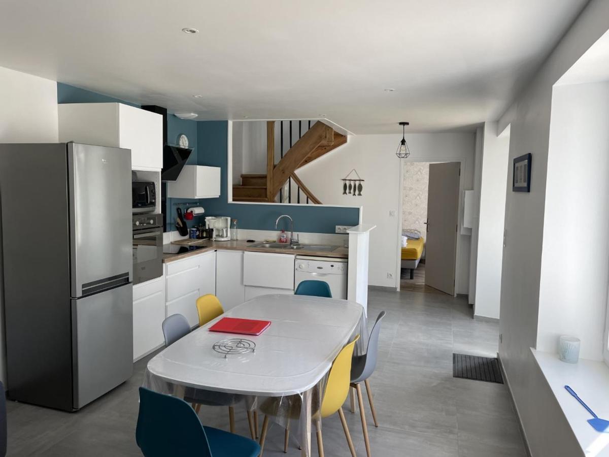 maison totalement rénovée 3 chambres au coeur du village Lézardrieux Exterior foto