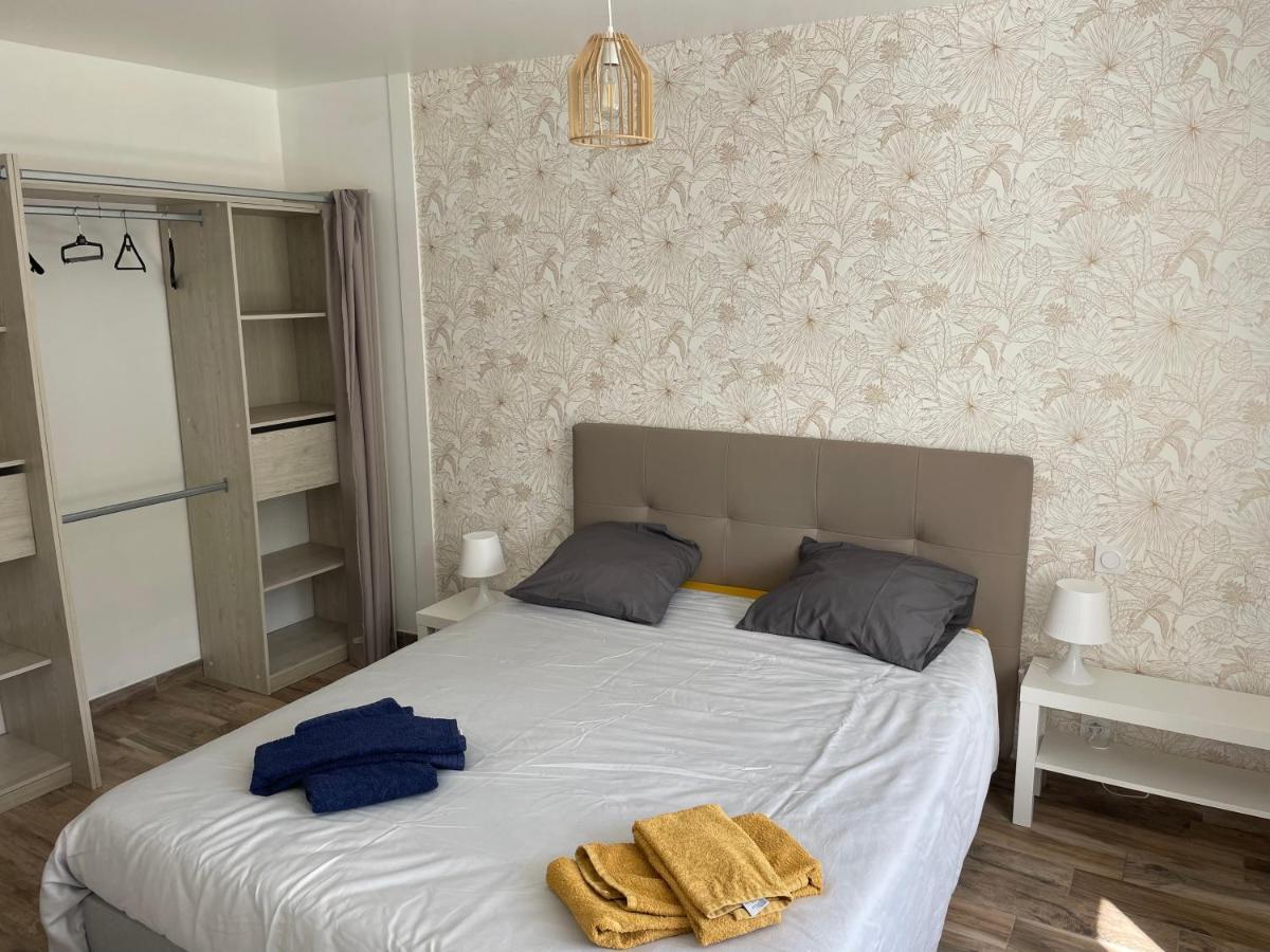 maison totalement rénovée 3 chambres au coeur du village Lézardrieux Exterior foto